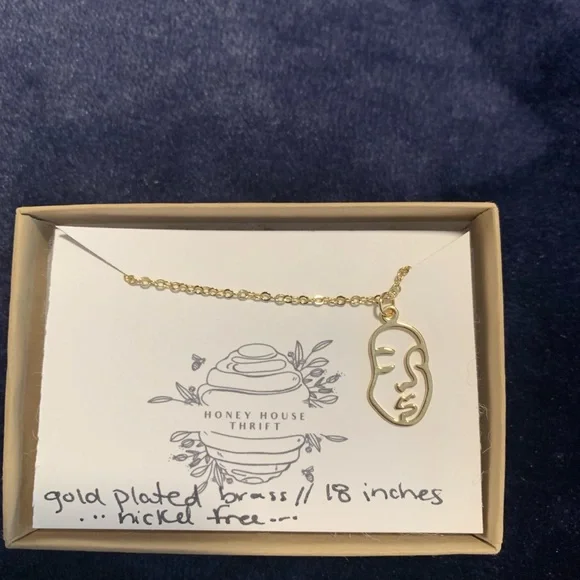 Face charm necklace (18 inches) - Picture 2 of 3